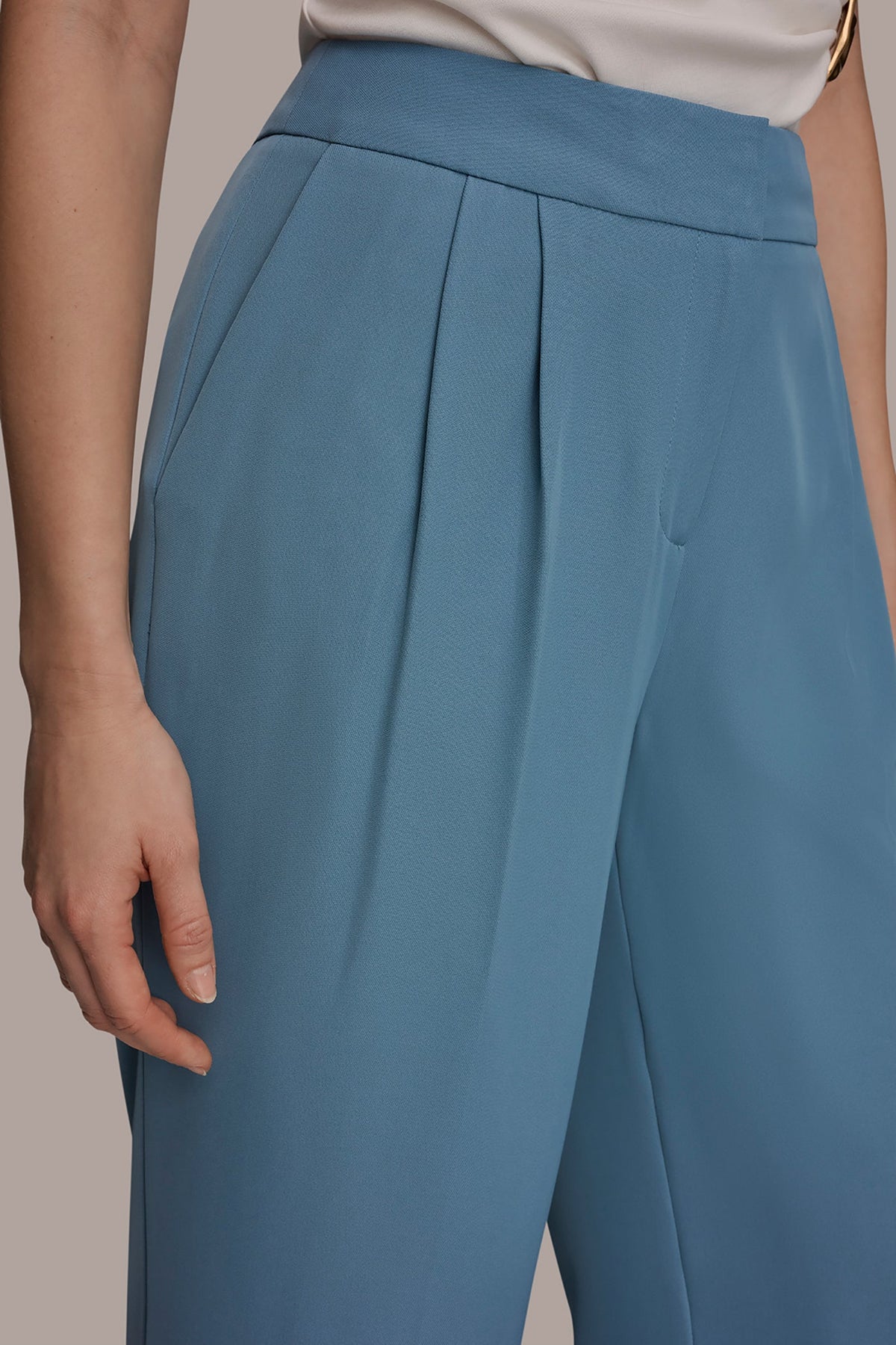 FlexTrousers High-Waisted Wide-Leg Tailored Trousers