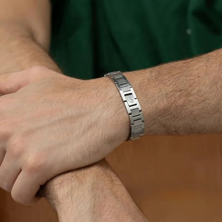 Altura™ Steel Cuff